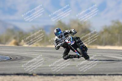 media/Dec-07-2025-CVMA (Sun) [[3e7d2de5dc]]/Race 12- Formula 40 MW and LW/